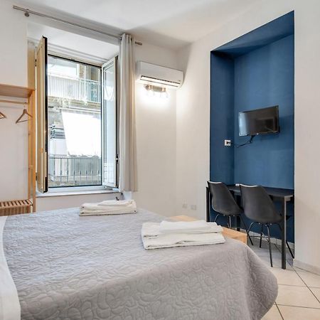 Spaccanapoli - Fully Equipped Studio Extérieur photo