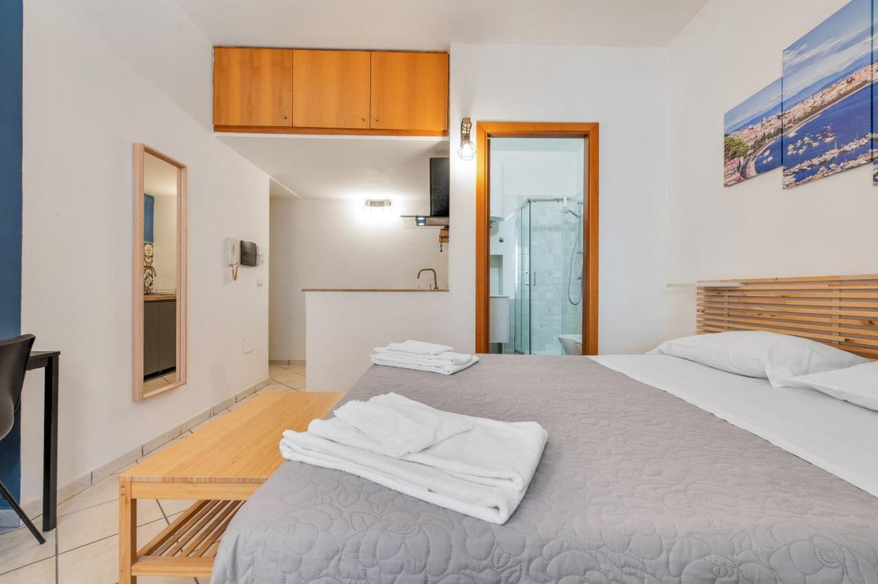 Spaccanapoli - Fully Equipped Studio Extérieur photo